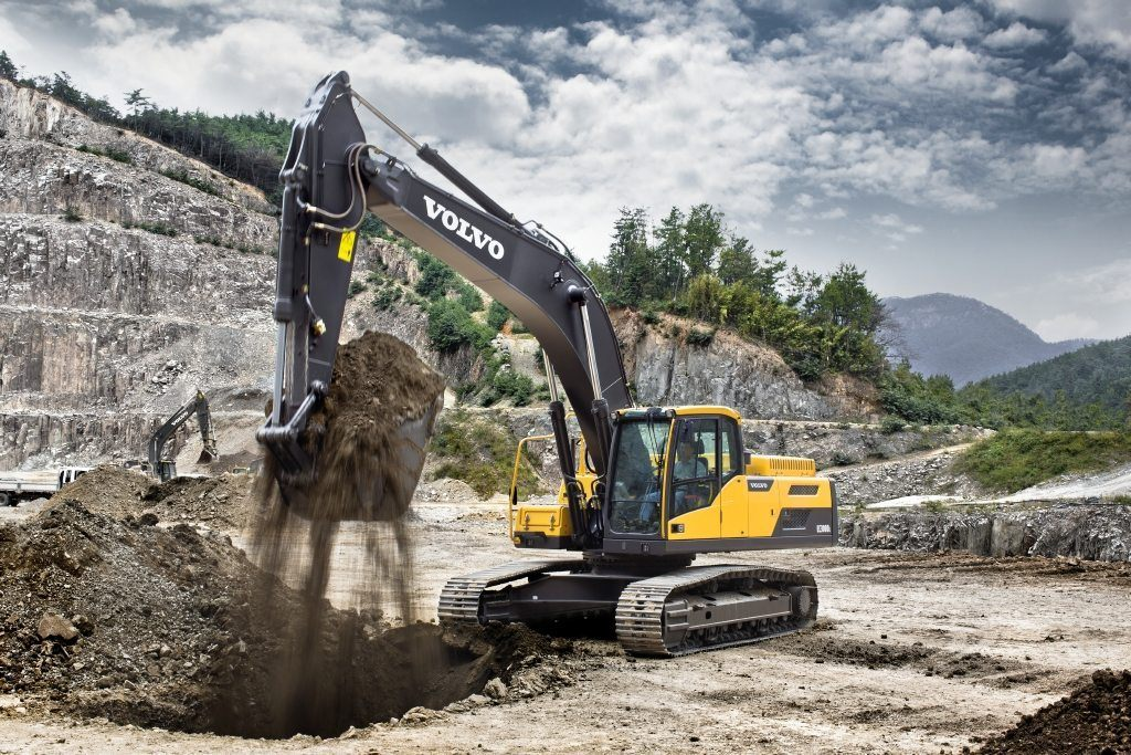WHAT TO KEEP IN MIND WHEN YOU ARE  ABOUT TO RENT AN EXCAVATOR
