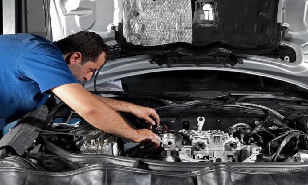 Corrosion Patrol: How Urban Pollution Eats at Engine Mounts