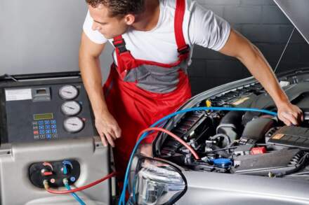 Why Car Oil Pressure Sensor Monitoring Is Essential for Engine Longevity